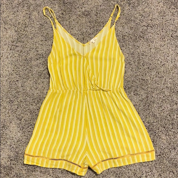 Dresses & Skirts - Pacsun Lottie moss romper